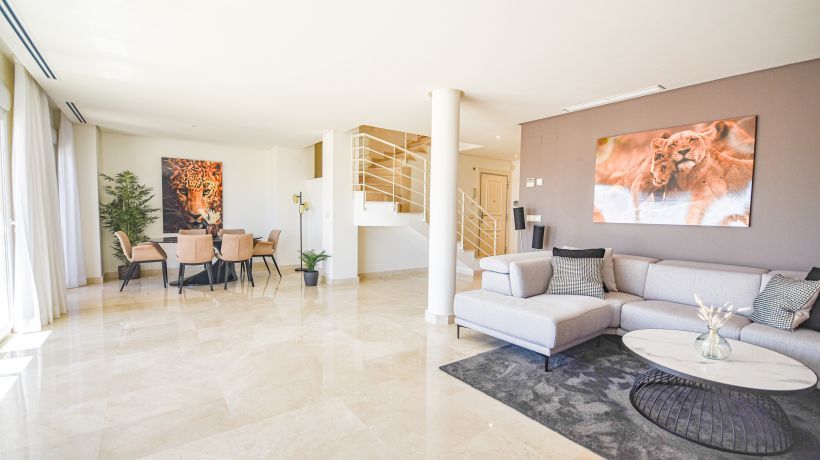 Atico en venta en Vista Real, Nueva Andalucia