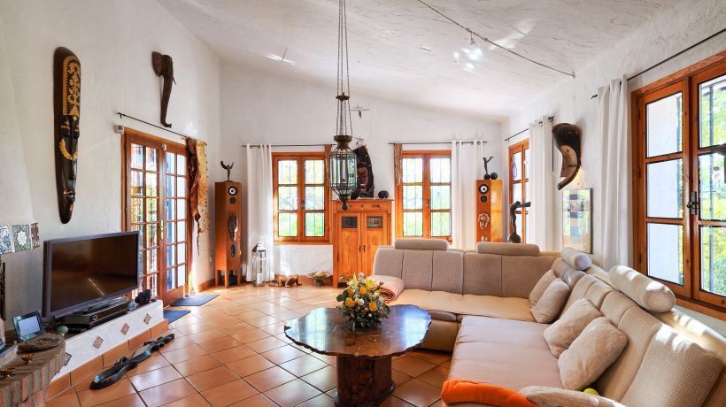 Villa zum Verkauf in Los Reales - Sierra Estepona