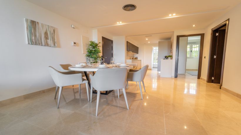 Ground Floor Apartment for short term rent in La Mairena, Marbella East