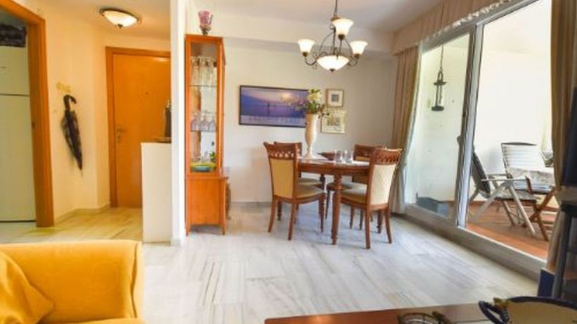Bright and Well-Located 3 Bedroom Beachside Apartment in Costabella's Playas del Arenal