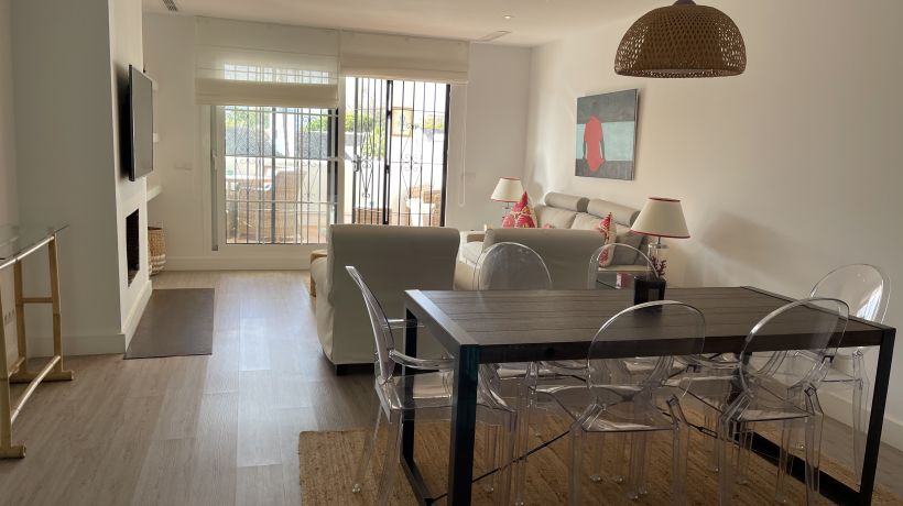 Moderno apartamento en Puerto Banús perfecto para vivir o inversión