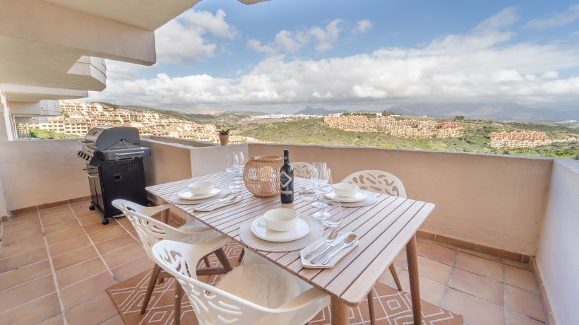 Apartment on the first line of Golf Manilva