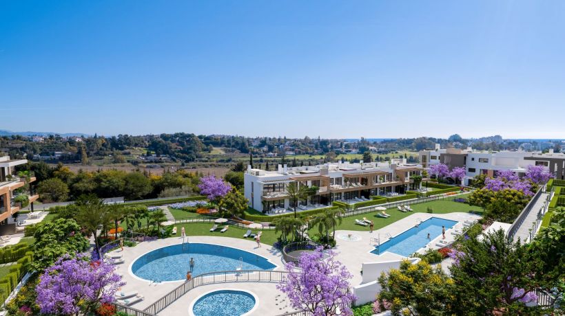 Apartment for sale in Atalaya, Estepona