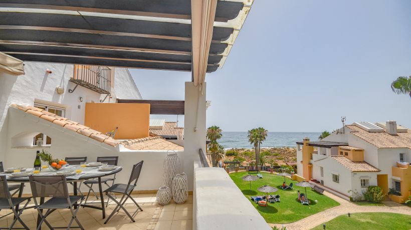 Apartment for short term rent in Bahia de Marbella, Marbella East