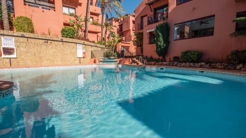 Dream experience in Elviria: luxury property close to beaches, restaurants and golf courses