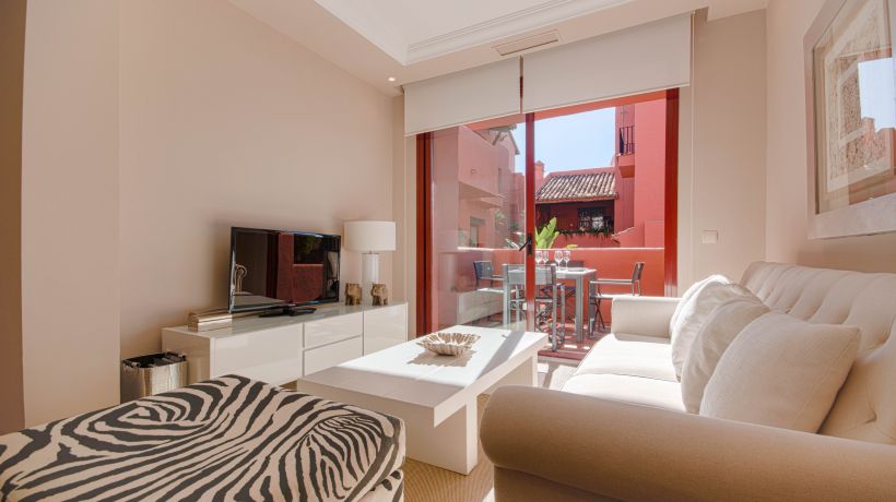 Apartamento En alquiler de corta temporada en Elviria, Marbella Este