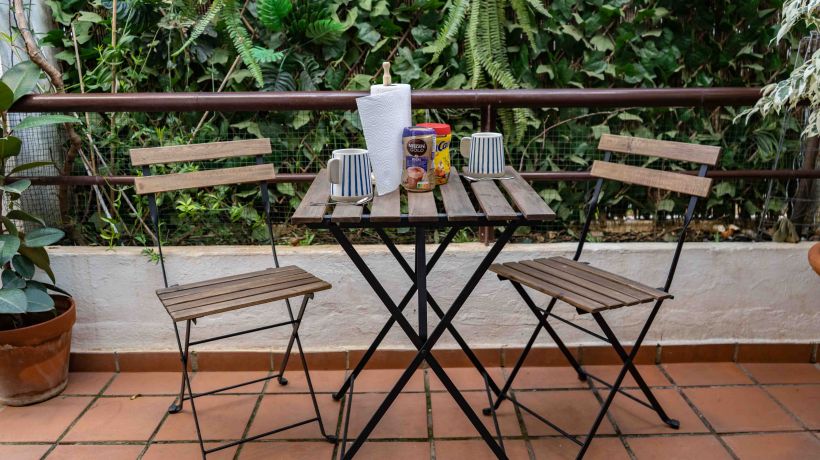 Magnificent 2 bedroom Apartment with communal pool in Marbella