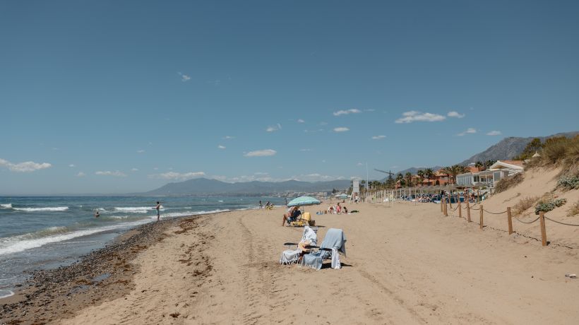 Beachfront holiday home with sea views, Bahia de Marbella