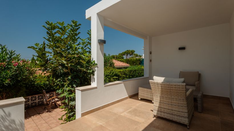 Holiday home with large sunny terrace, Costabella