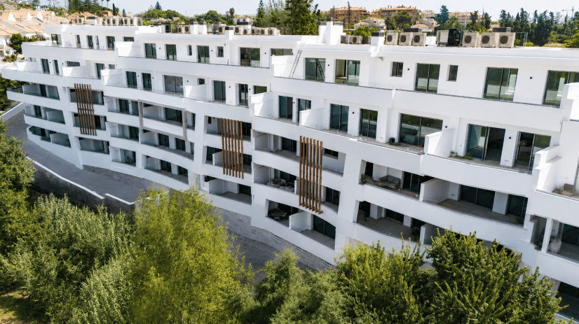 Breeze is a spectacular project of 34 amazing apartments and penthouses, located in front line golf in Marbella