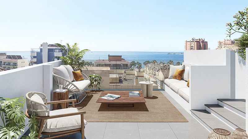 Dúplex con vistas 180º al mar en Málaga este
