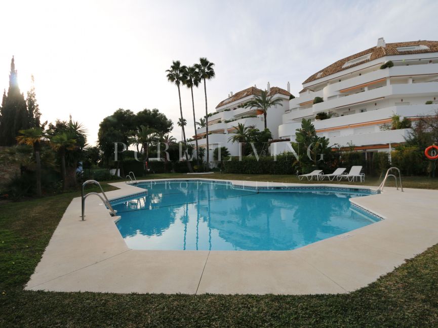 One bedroom apartment close to all the amenities in Ancon Sierra, Marbella