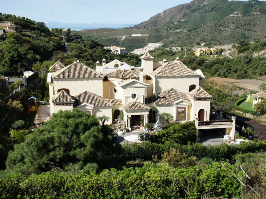 Incredible Villa with breathtaking views in La Zagaleta