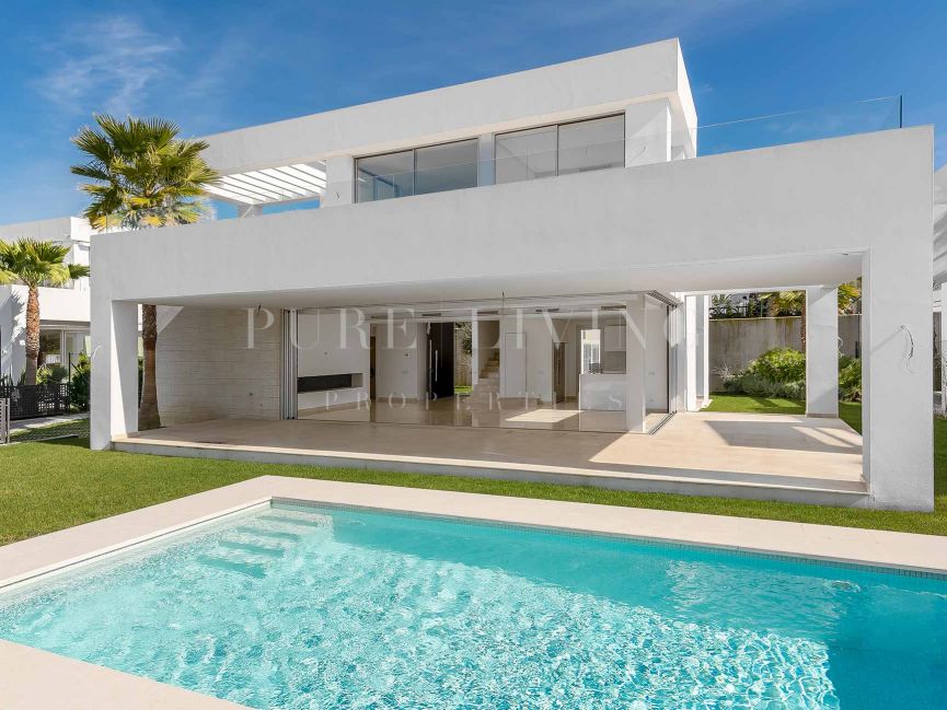 Gorgeous Villa combining beauty and everyday life in Rio Real, Marbella