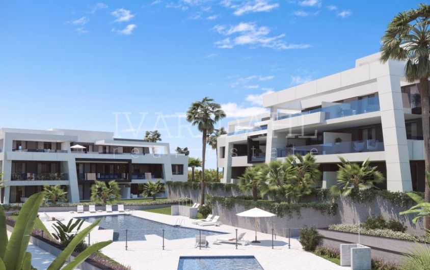 Estepona, neue, moderne Wohnungen und Penthäuser zu verkaufen in Golfgebiet.