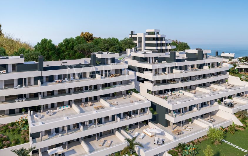 Nuevos y modernos apartamentos y aticos con impresionantes vistas al mar en Marbella