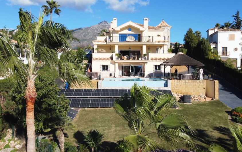 Luxurious 4-Bedroom House in Nueva Andalucia, Marbella