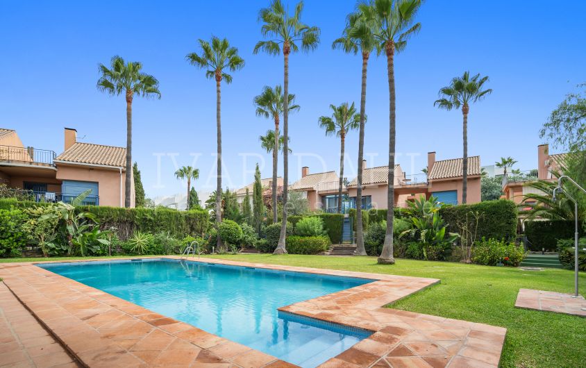 Elegant 5-Bedroom Townhouse in Nueva Andalucia, Marbella