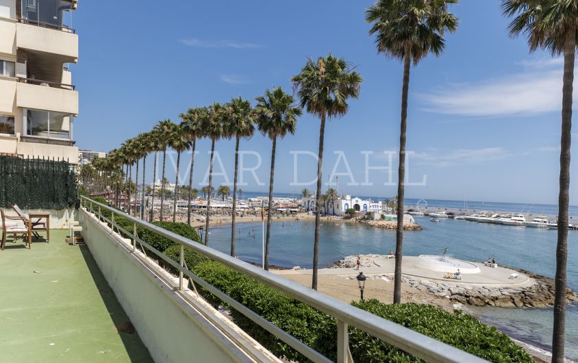 Apartment for sale in Marbella Centro, Marbella for INVERSORES