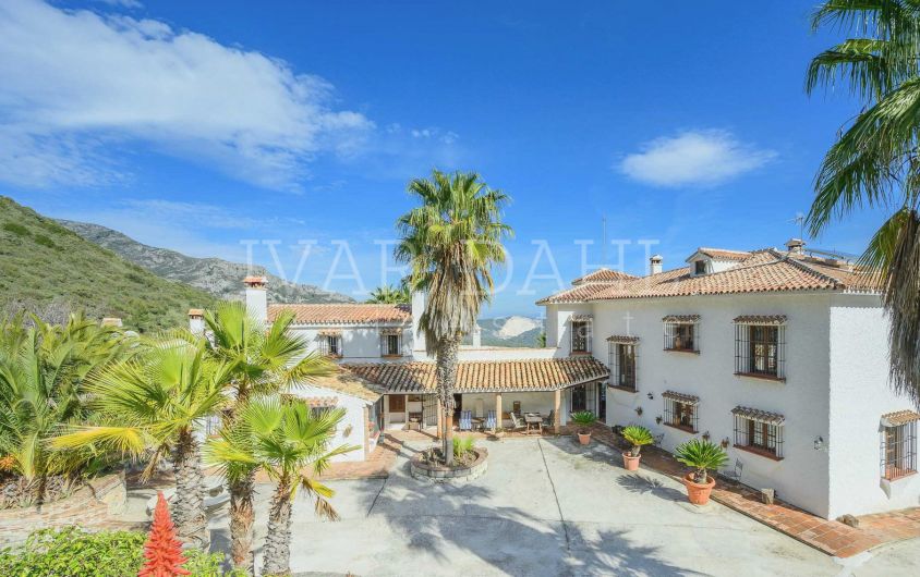 Chalet en Marbella – Ojén