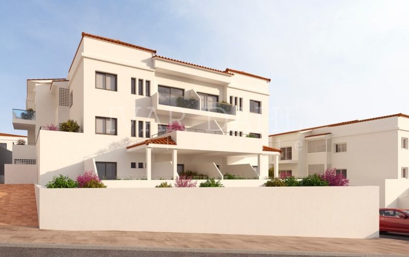 Moderno Apartamento en Fuengirola, Málaga con Vistas Espectaculares