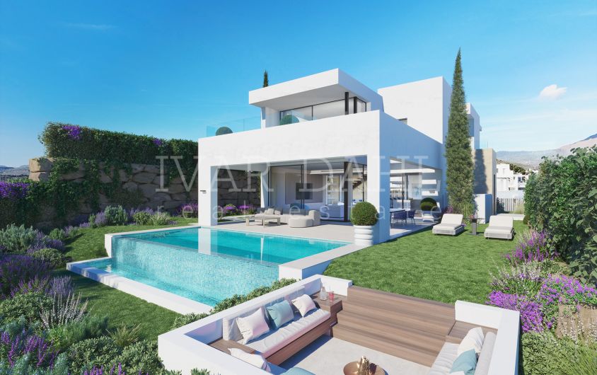 Lyxig Nybyggd Villa med Panoramautsikt i Estepona Golf