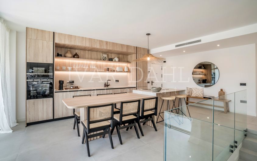 Duplex Planta Baja en venta en La Quinta, Benahavis
