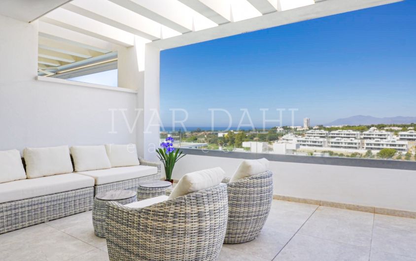 Contemporary penthouse with terrace and solarium both with panoramic views of the Mediterranean Sea in top location