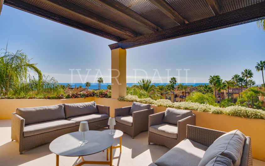 Elegant Penthouse in Mansion Club, Marbella Golden Mile