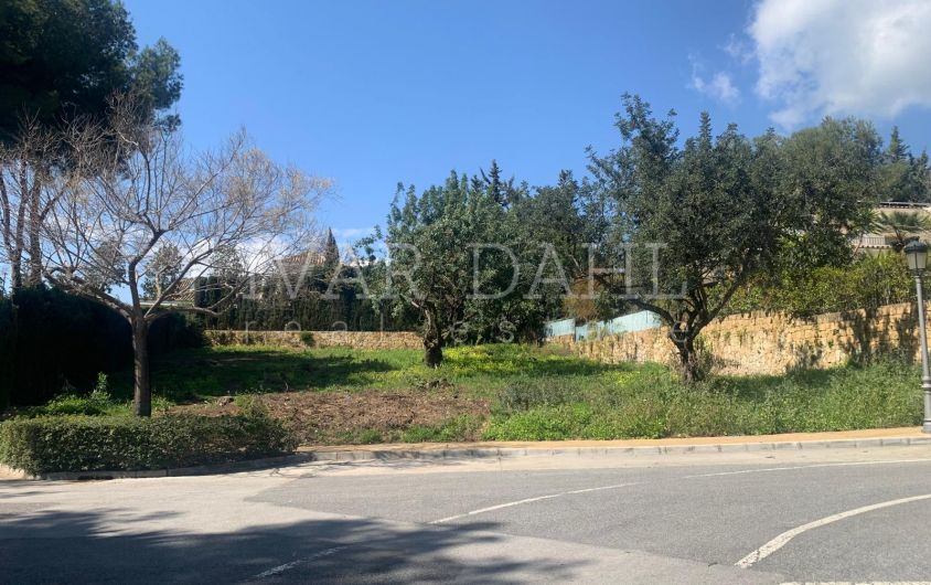 Unique Prime Plot for Sale in Altos Reales, Marbella Golden Mile