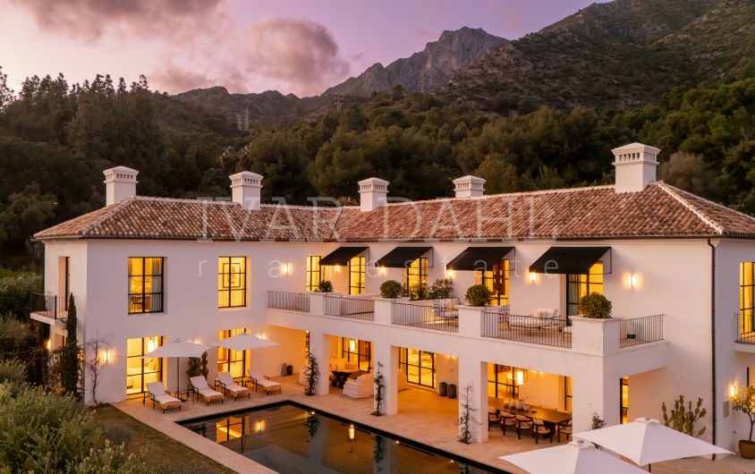 Casa Angelico in Cascada de Camoján offers timeless elegance, panoramic Mediterranean views, and luxury living in Marbella’s most exclusive enclave.