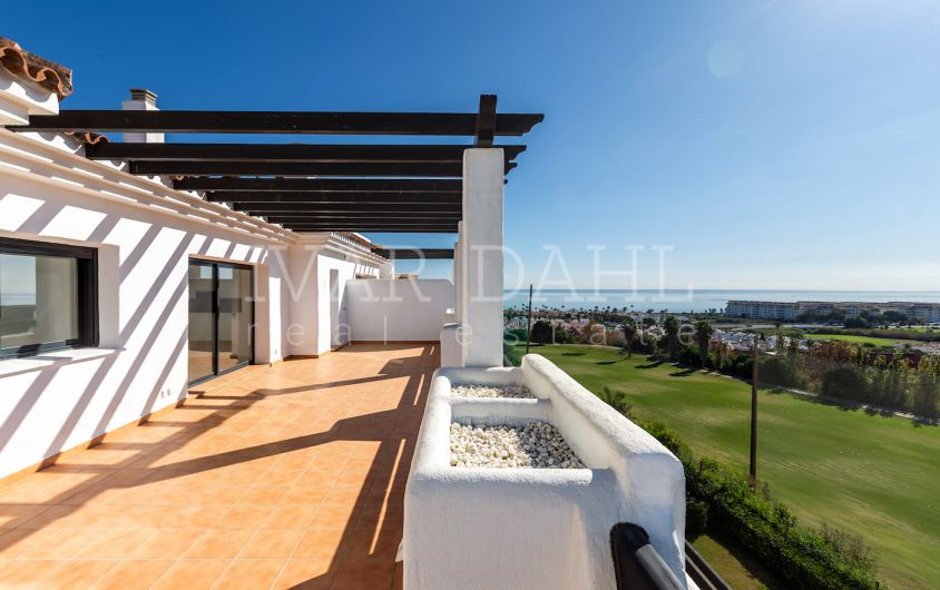 Casares golf and beach, new Penthouse for only 345.000 €
