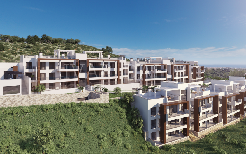 Aticos y apartamentos de nueva construccion en Benahavis, Málaga