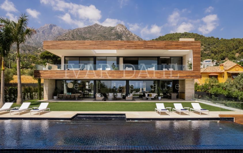 Una de las villas de nueva construcción más lujosas en venta en Marbella, Cascada de Camojan