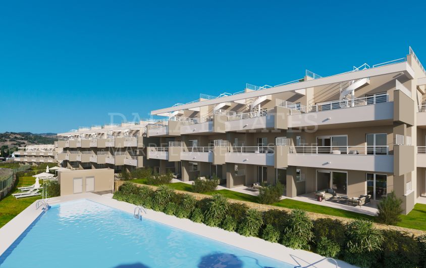 New apartment on first line golf, Estepona, Costa del Sol