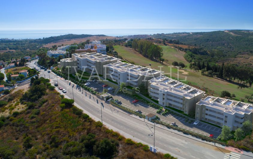 Ny takvåning på första linjens golfbana, Estepona, Costa del Sol
