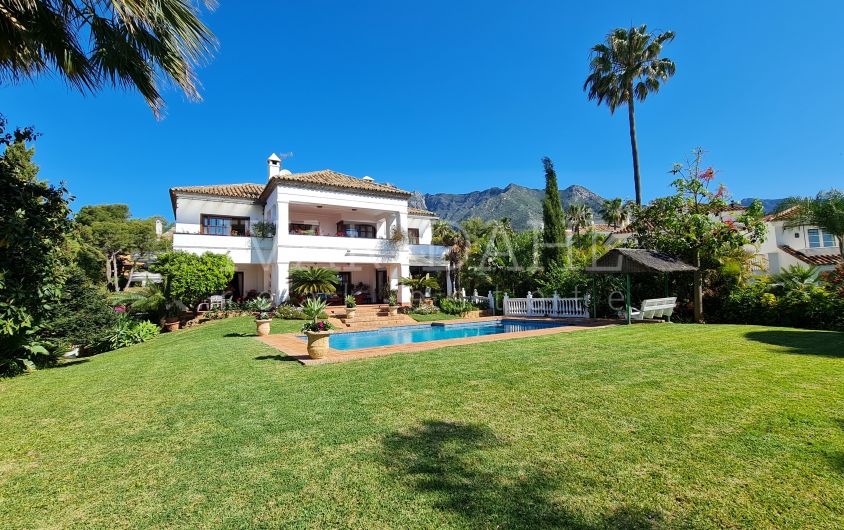 VERKAUFT! Villa mit Meerblick zum Verkauf in Altos Reales, Goldene Meile, Marbella