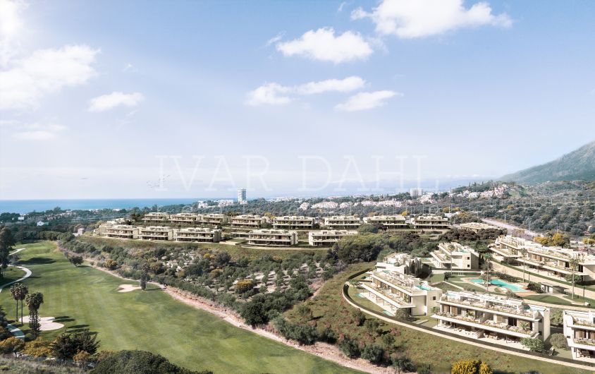 Helt ny lyxig takvåning i 2 plan med privat pool på Front Line Golf i Marbella East
