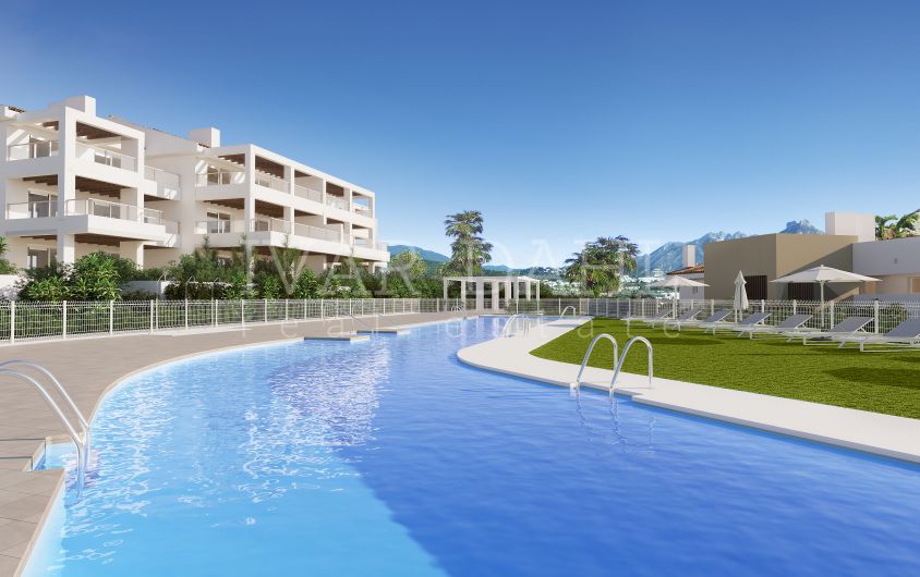 Exclusivo Ático con Vistas al Mar y al Golf en Benahavis, Málaga