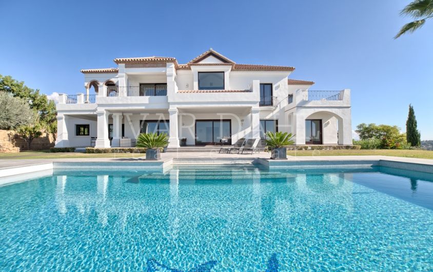 Villa Till salu i Benahavis