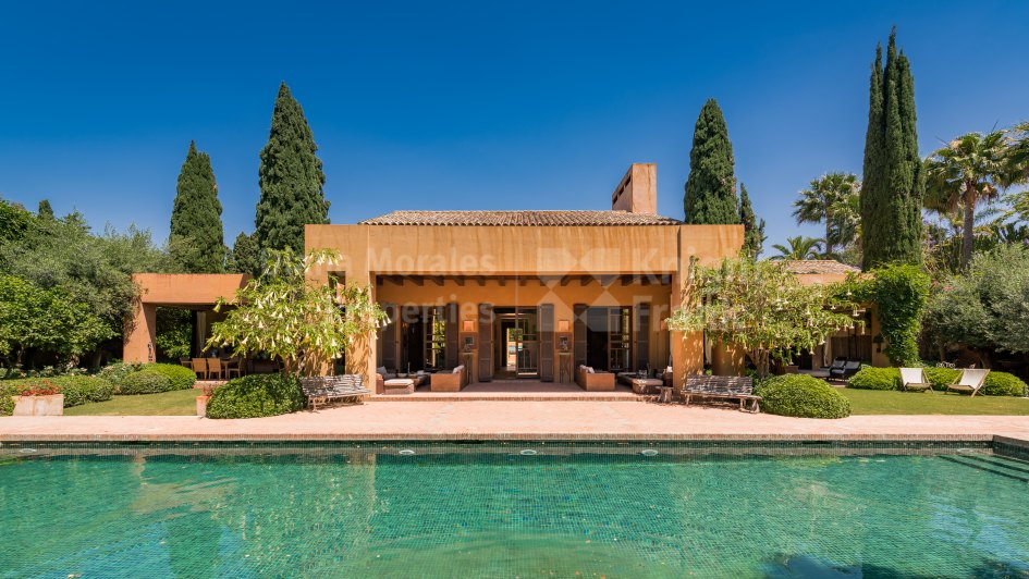 Villa en venta en Guadalmina Baja, San Pedro de Alcantara