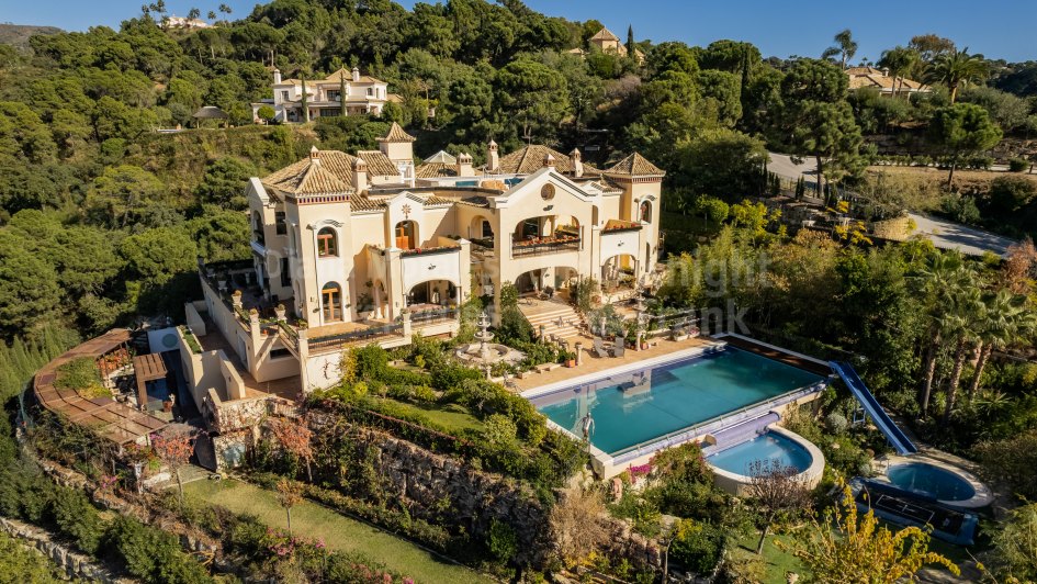 Villa for sale in La Zagaleta, Benahavis