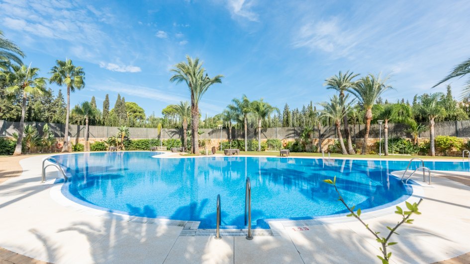 Wohnung zum Verkauf in Medina de Banús, Nueva Andalucia