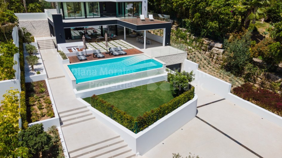 Villa zum Verkauf in Las Brisas, Nueva Andalucia