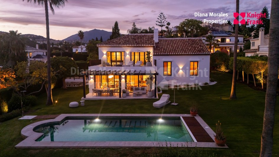 Villa en venta en Paraiso Alto, Benahavis