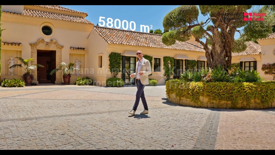 Villa for sale in La Reserva de Alcuzcuz, Benahavis