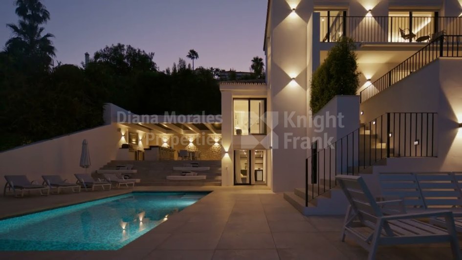 Villa en venta en Los Naranjos Hill Club, Nueva Andalucia