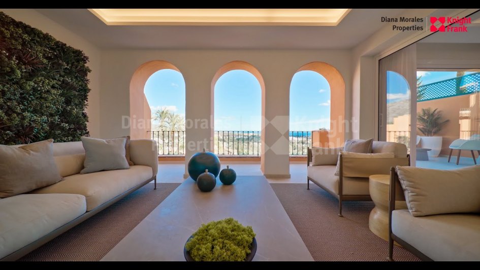 Zweistöckiges Penthouse zum Verkauf in Les Belvederes, Nueva Andalucia