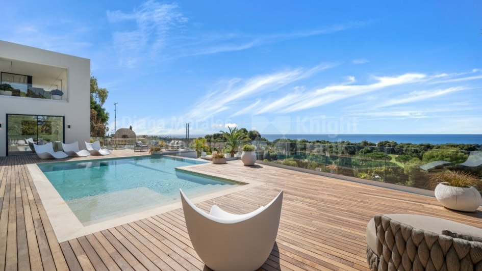 Villa zum Verkauf in Rio Real, Marbella Ost