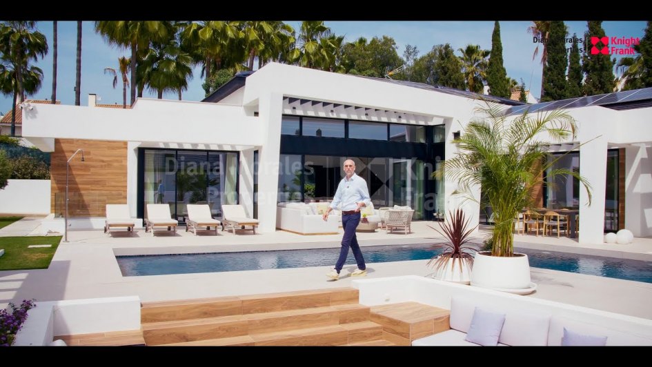 Villa en venta en Los Naranjos Golf, Nueva Andalucia